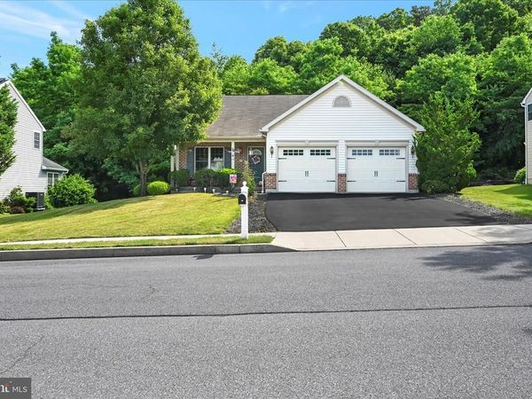 14 CRANBERRY COURT, LEBANON, PA 17046