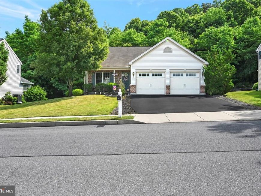 14 Cranberry Court , Lebanon, PA 17046 Main Photo