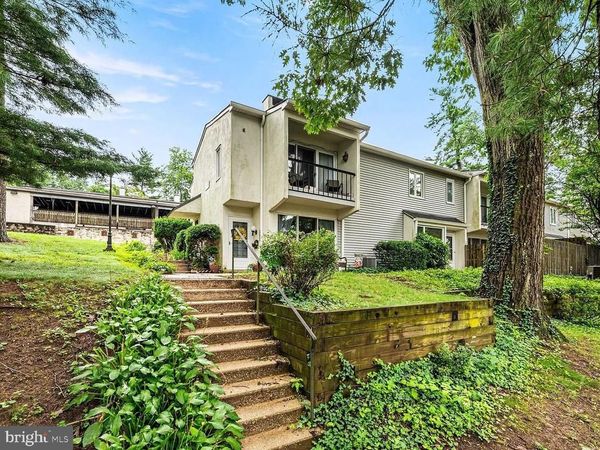 239 E CHELSEA CIRCLE , NEWTOWN SQUARE, PA 19073