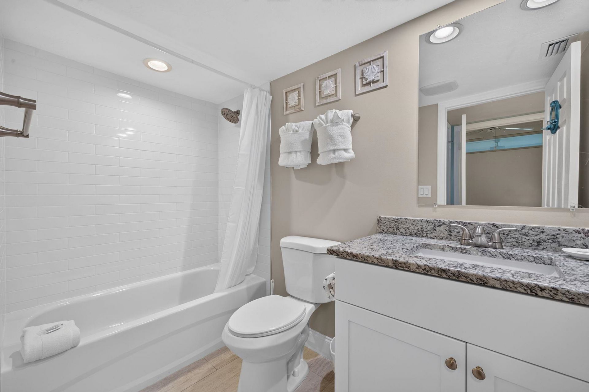 1501 Middle Gulf Dr, Unit 208H, Sanibel, FL 33957 Photo