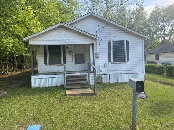 2306 Frank Street, Marshall, TX 75670