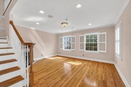 21 Aiken Street photo 4