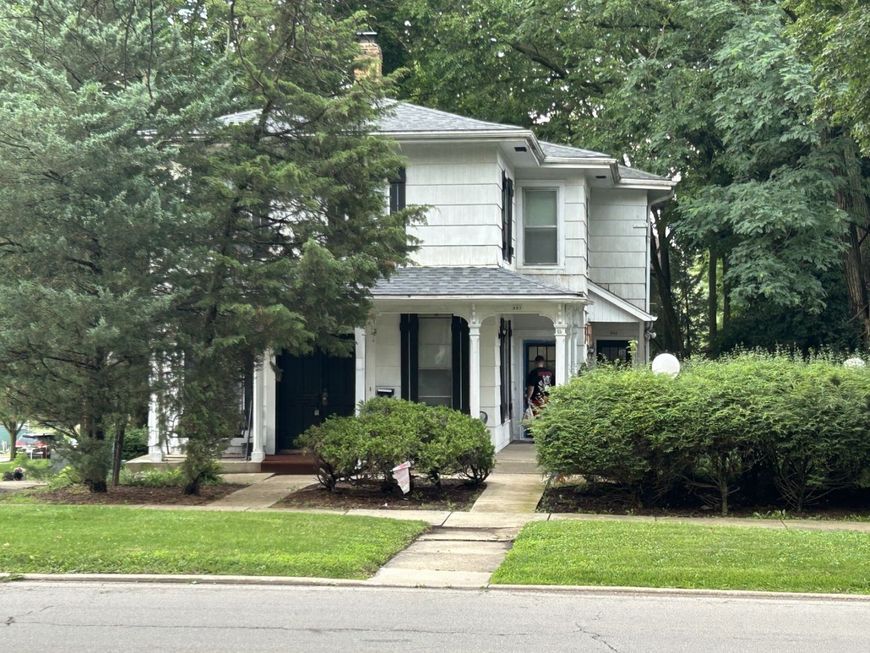 Main Photo