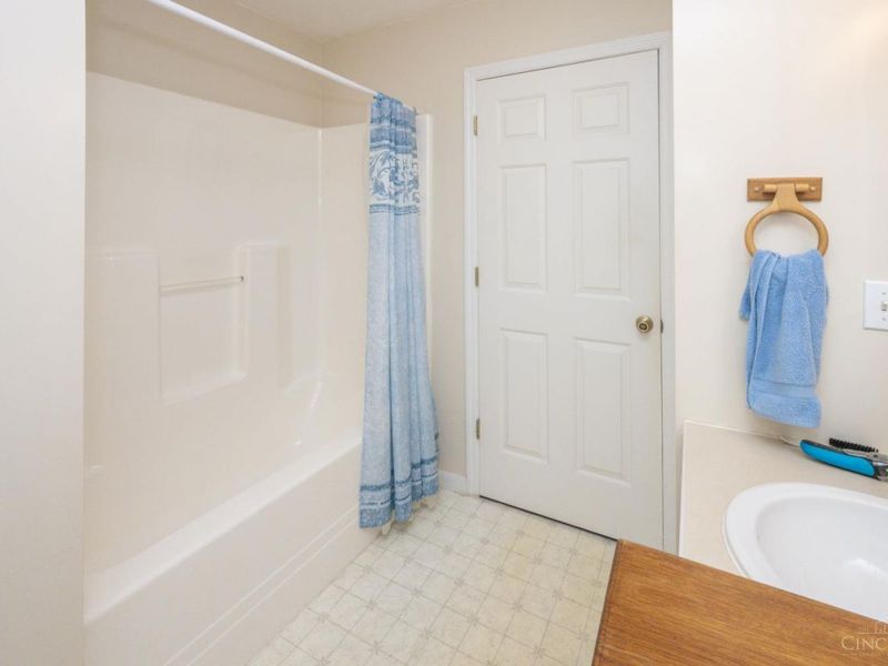 5780 Newtonsville Hutchinson Road, Stonelick Township, OH 45103 Photo 11