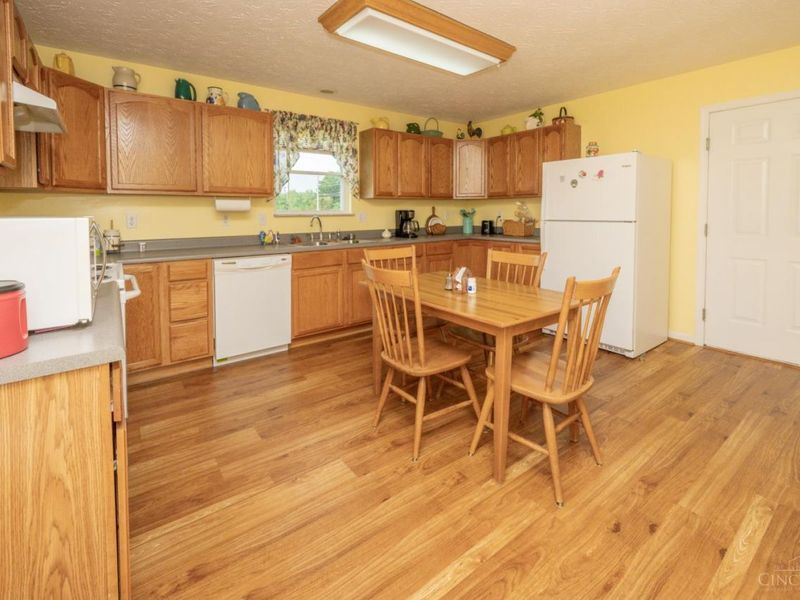 5780 Newtonsville Hutchinson Road, Stonelick Township, OH 45103 Photo 7