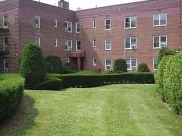 10 DAVENPORT Avenue , Unit 1F, New Rochelle, NY 10805