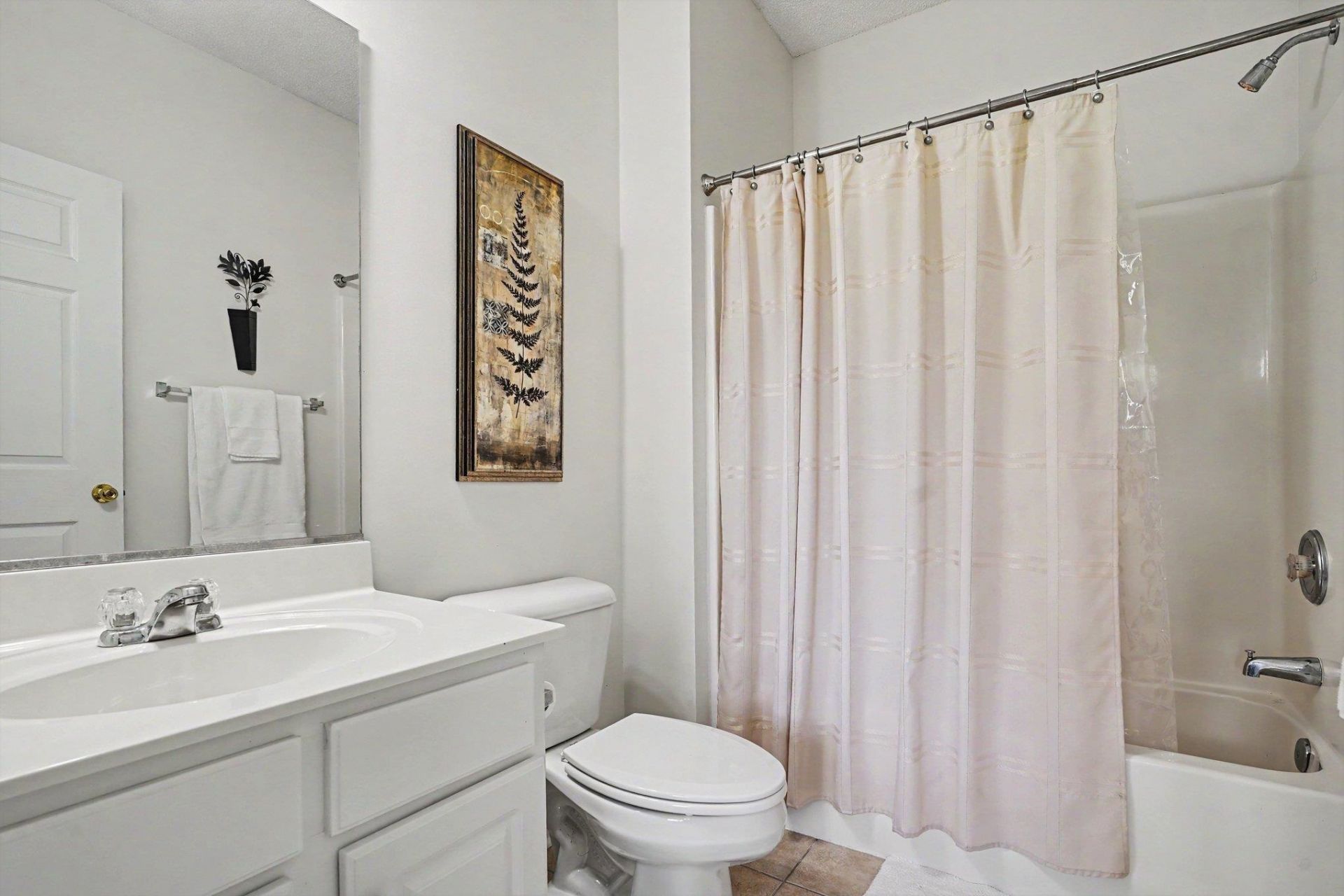 5801 Oyster Catcher Dr. Photo 22