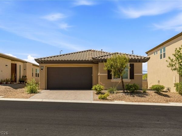 6829 Painted Morning Avenue , Las Vegas, NV 89142