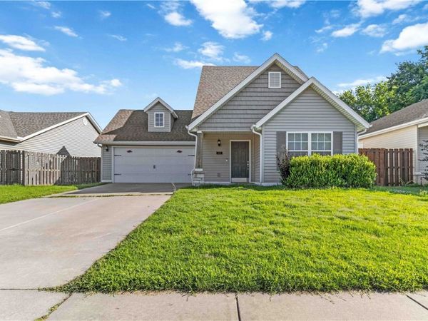 4428 W Serviceberry Drive , Fayetteville, AR 72704