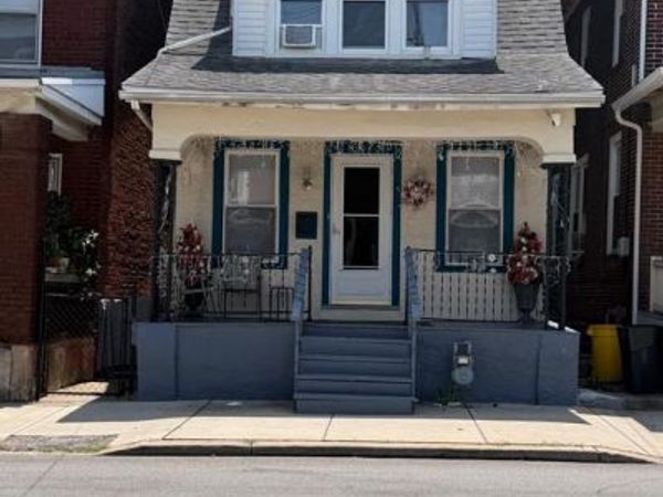 310 E COLLEGE AVENUE, YORK, PA 17403