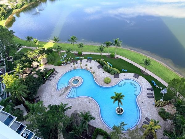 2641 N Flamingo Road, Unit 1604n, Sunrise, FL 33323