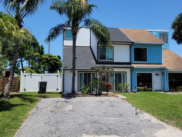 9117 Green Meadows Way, Palm Beach Gardens, FL 33418