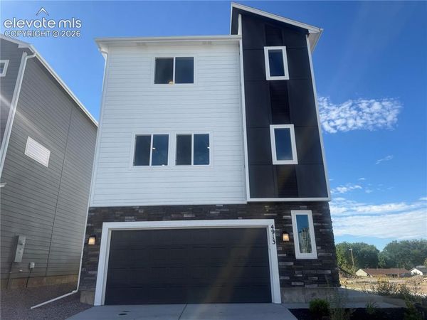4913 Havenward View, Colorado Springs, CO 80911