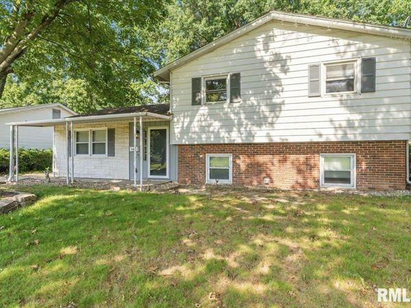 101 Adloff Lane, Springfield, IL 62703