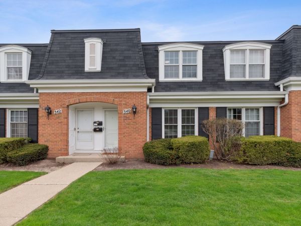 340 Eastern Avenue, Barrington, IL 60010