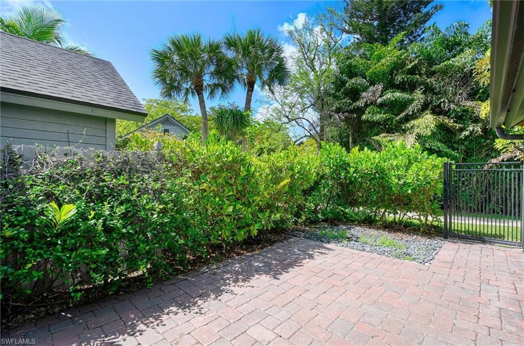 1325 Solana Rd , Unit K3, Naples, FL 34103 Photo