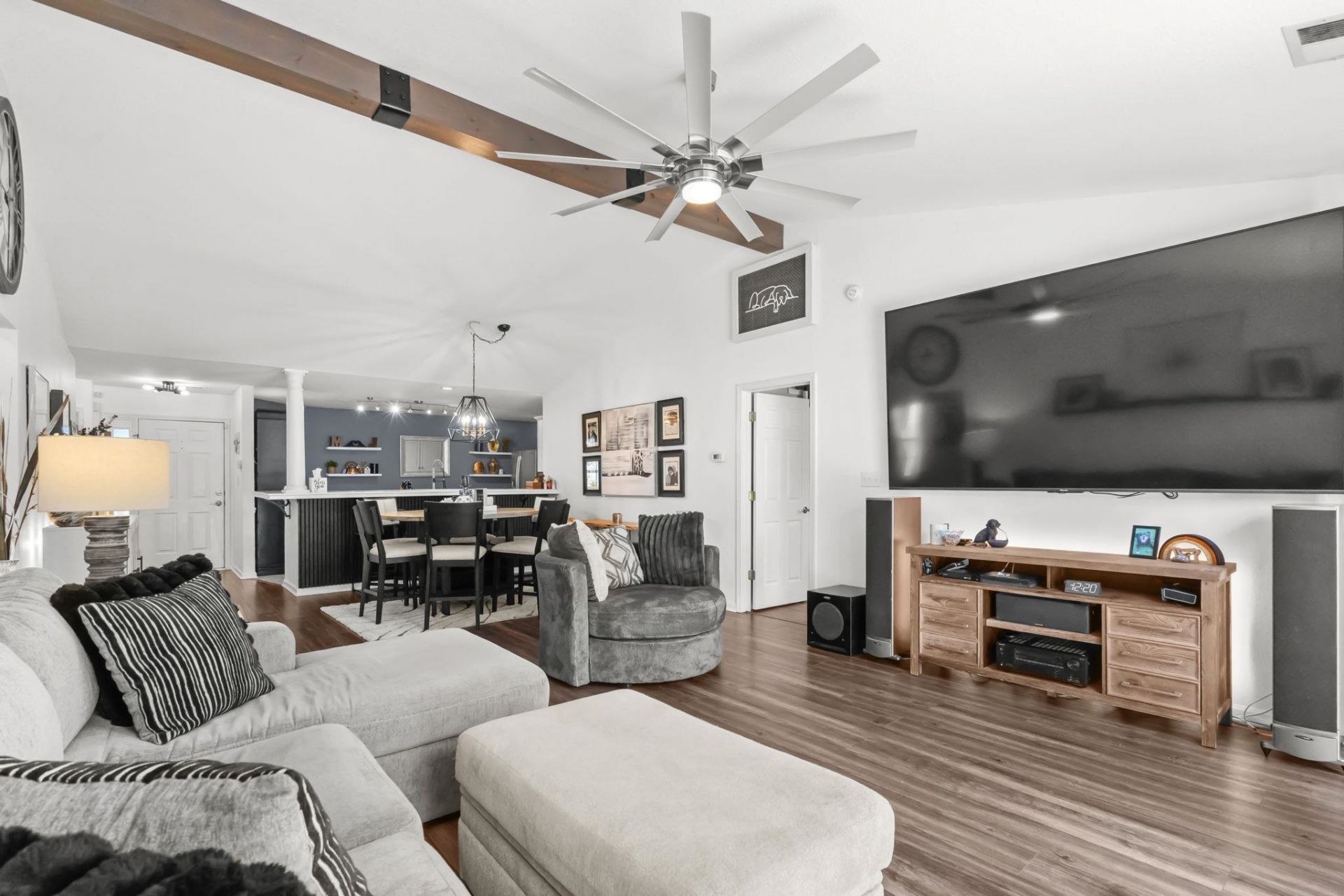 228 Bittersweet Ln.  Photo 13