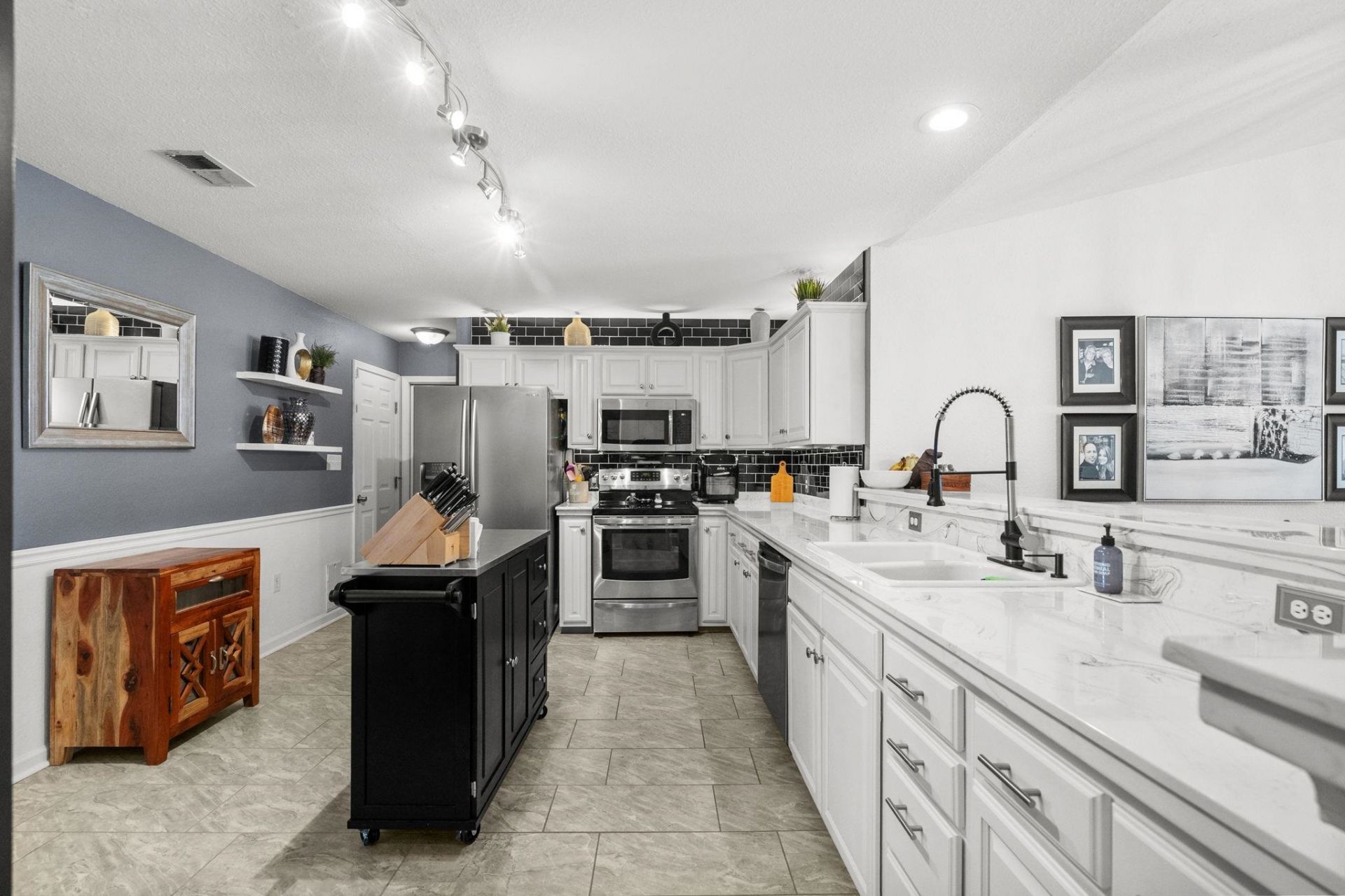 228 Bittersweet Ln.  Photo 19