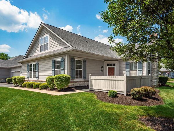 4210 Cobbler Road, Unit 15, New Albany, OH 43054