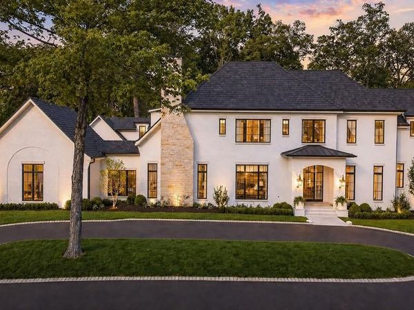 4881 Powers Ferry Road , Atlanta, GA 30327