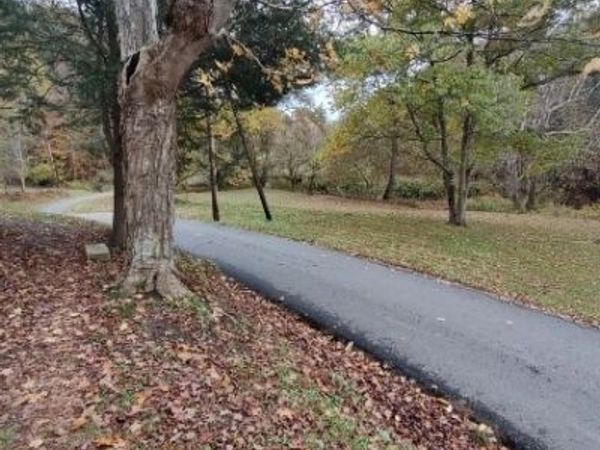 2670 Cicerone Road, Walton, WV 25320