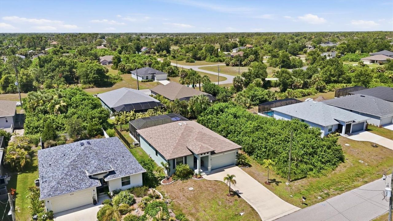 233 Baytree Drive, Rotonda West, FL 33947 Photo