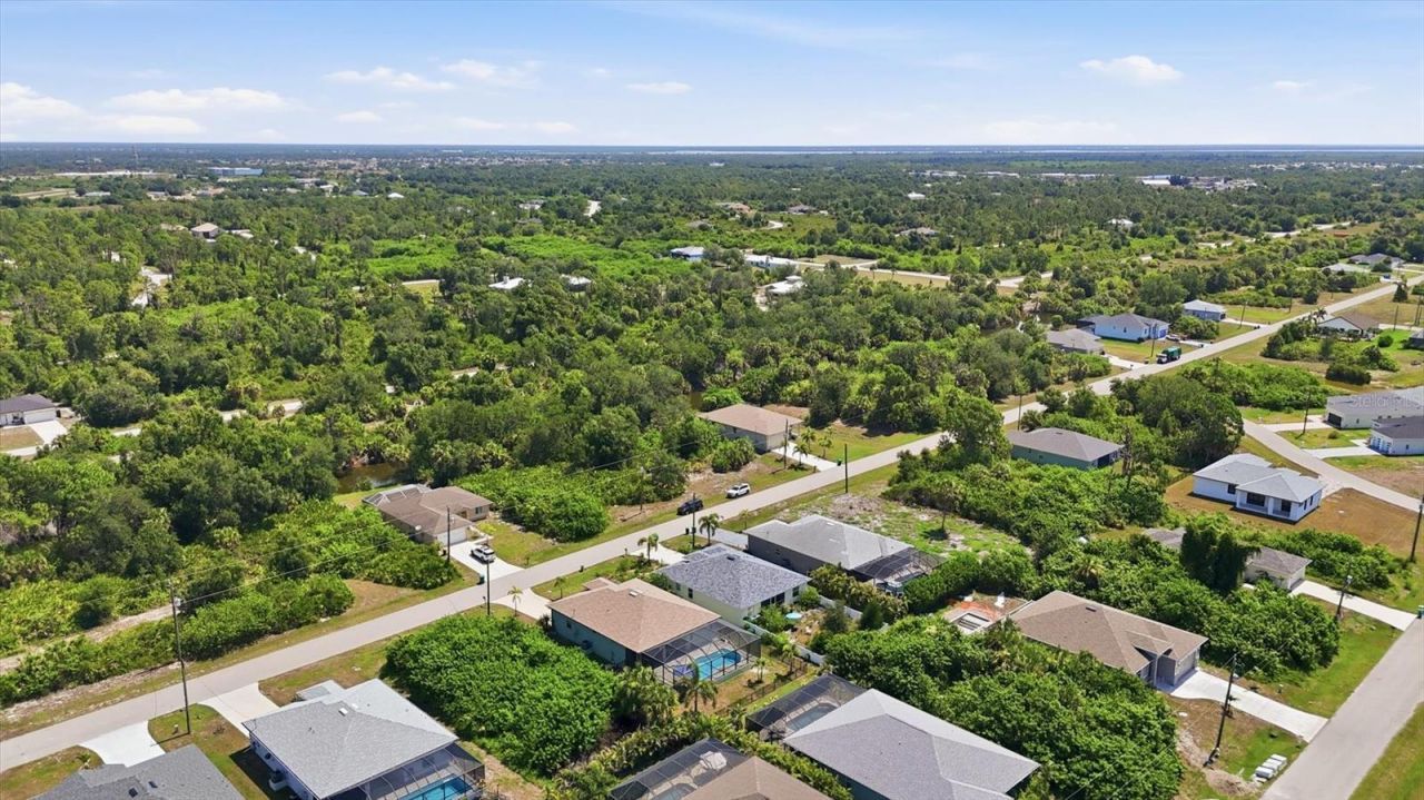 233 Baytree Drive, Rotonda West, FL 33947 Photo