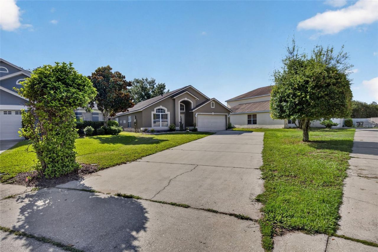 8376 Lake Amhurst Trail, Orlando, FL 32829 Photo