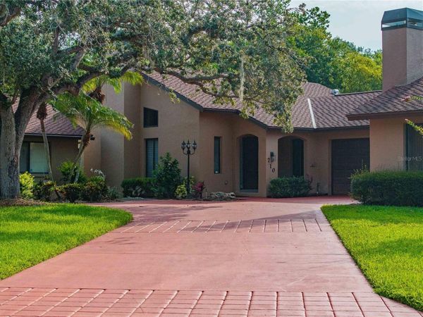 710 LOMA LINDA COURT , BRANDON, FL 33511