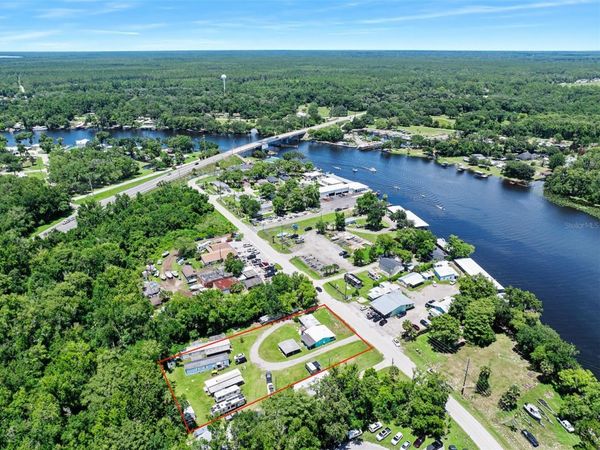 55521 FRONT STREET , ASTOR, FL 32102