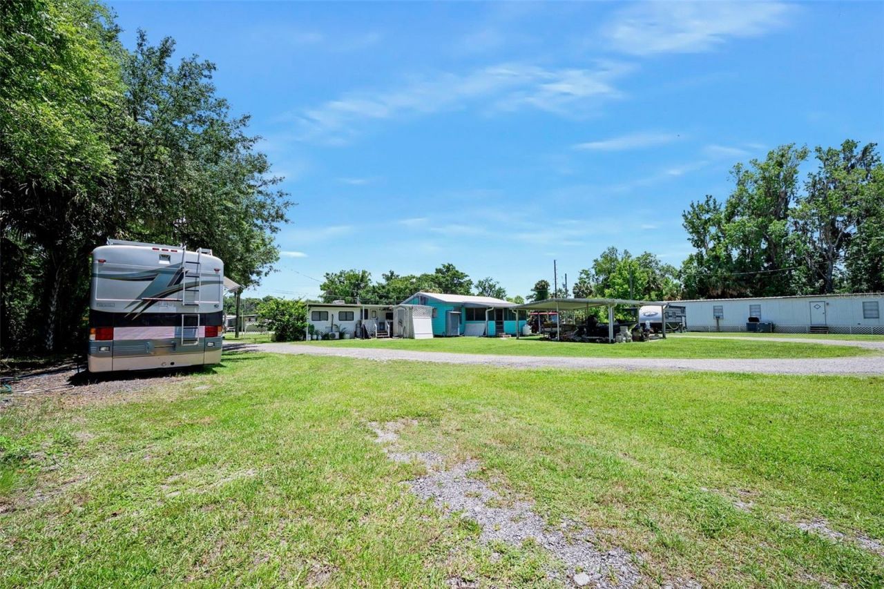 55521 Front Street , Astor, FL 32102 Photo