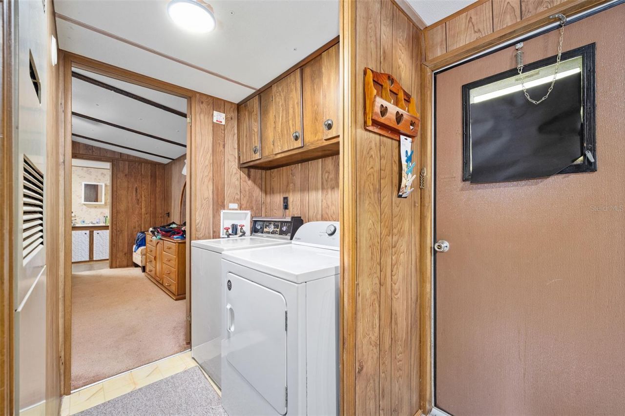 55521 Front Street , Astor, FL 32102 Photo