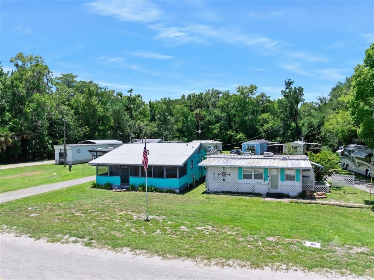 55521 Front Street , Astor, FL 32102 Photo