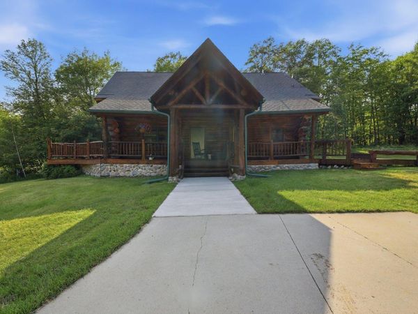 18583 Unger Lane, Grand Rapids, MN 55744