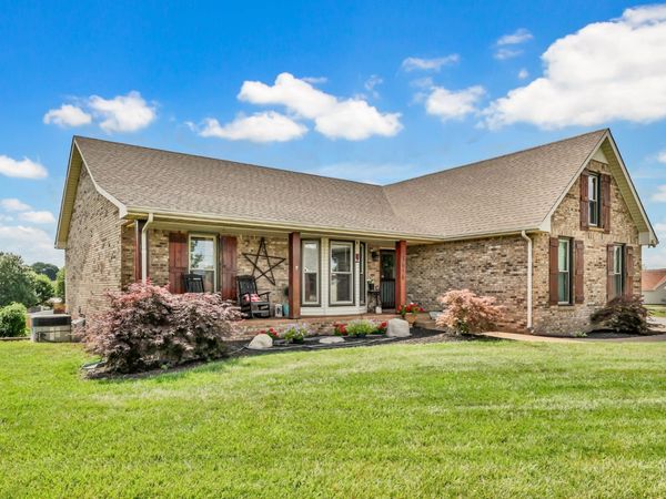 3656 Fieldstone Dr , Clarksville, TN 37040