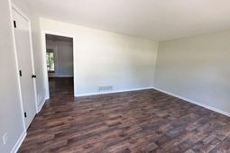 1020 Pisgah Church Road  photo 4