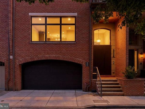2504 DELANCEY PLACE, PHILADELPHIA, PA 19103