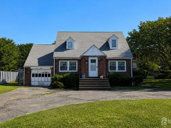 1892 oak tree Road, Edison, NJ 08820