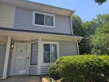5837 Shady Grove Circle, Raleigh, NC 27609