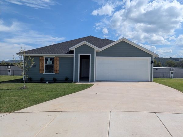 1040 Rently Street , Prairie Grove, AR 72753