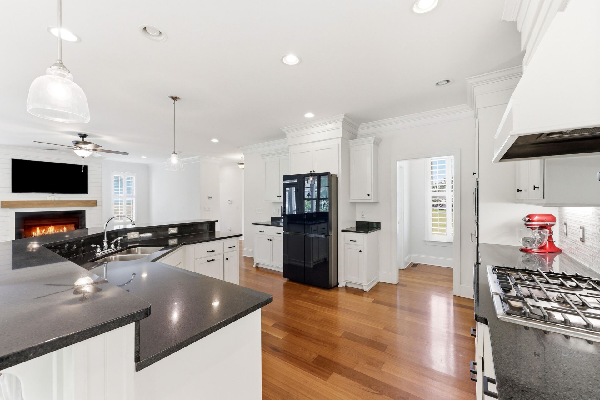 1129 Lands End Drive Photo 17