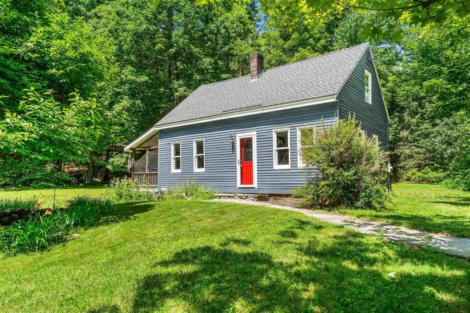 1811 Hopkinton Road, Hopkinton, NH 03229 Main Photo