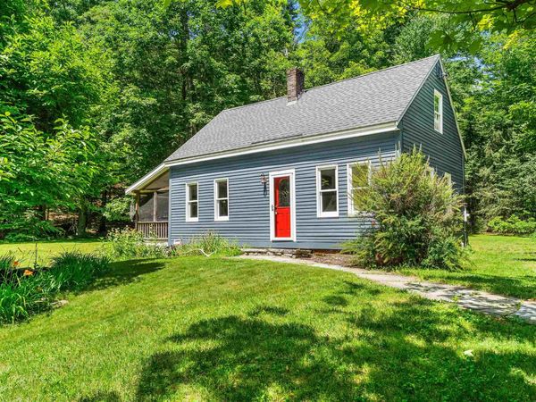 1811 Hopkinton Road, Hopkinton, NH 03229