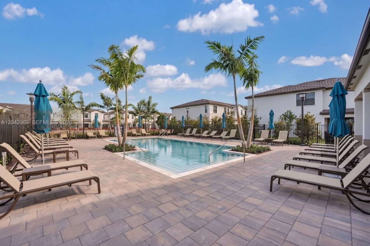 250 SW 159th Ln , Pembroke Pines, FL 33027 Photo