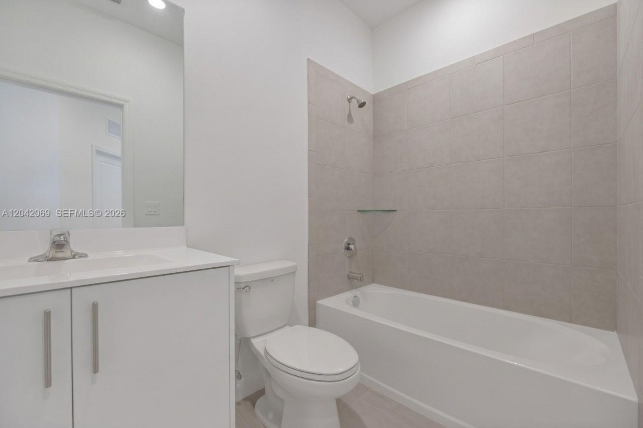 250 SW 159th Ln , Pembroke Pines, FL 33027 Photo