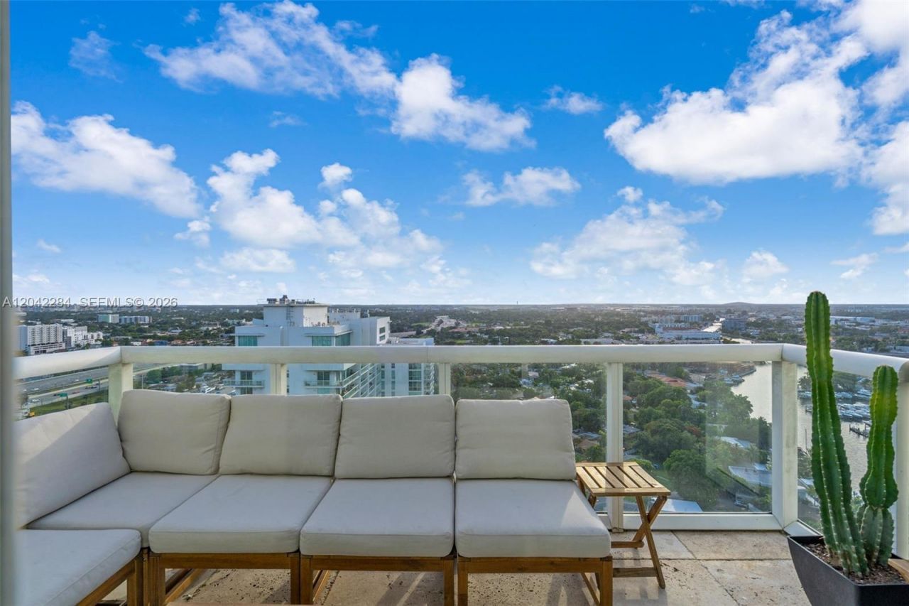 1861 NW S River Dr , Unit PH4, Miami, FL 33125 Photo