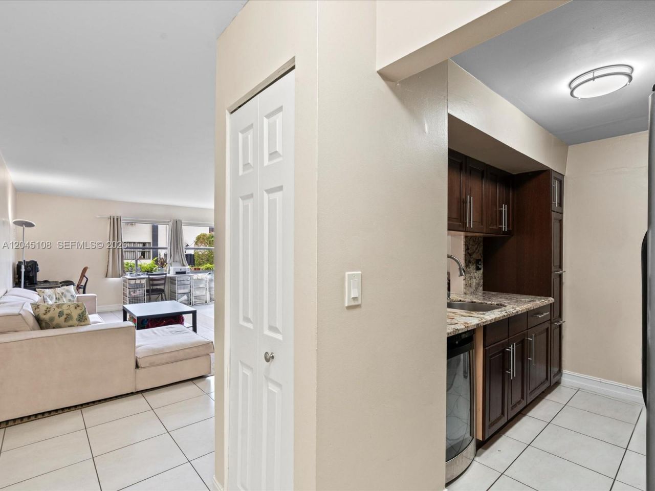 571 NW 107th Ave , Unit 107, Miami, FL 33172 Photo
