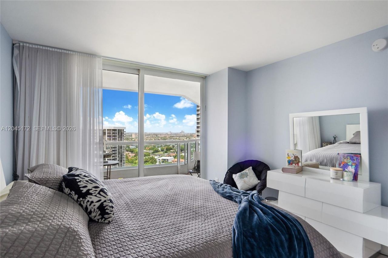 21055 Yacht Club Dr , Unit 2005, Aventura, FL 33180 Photo
