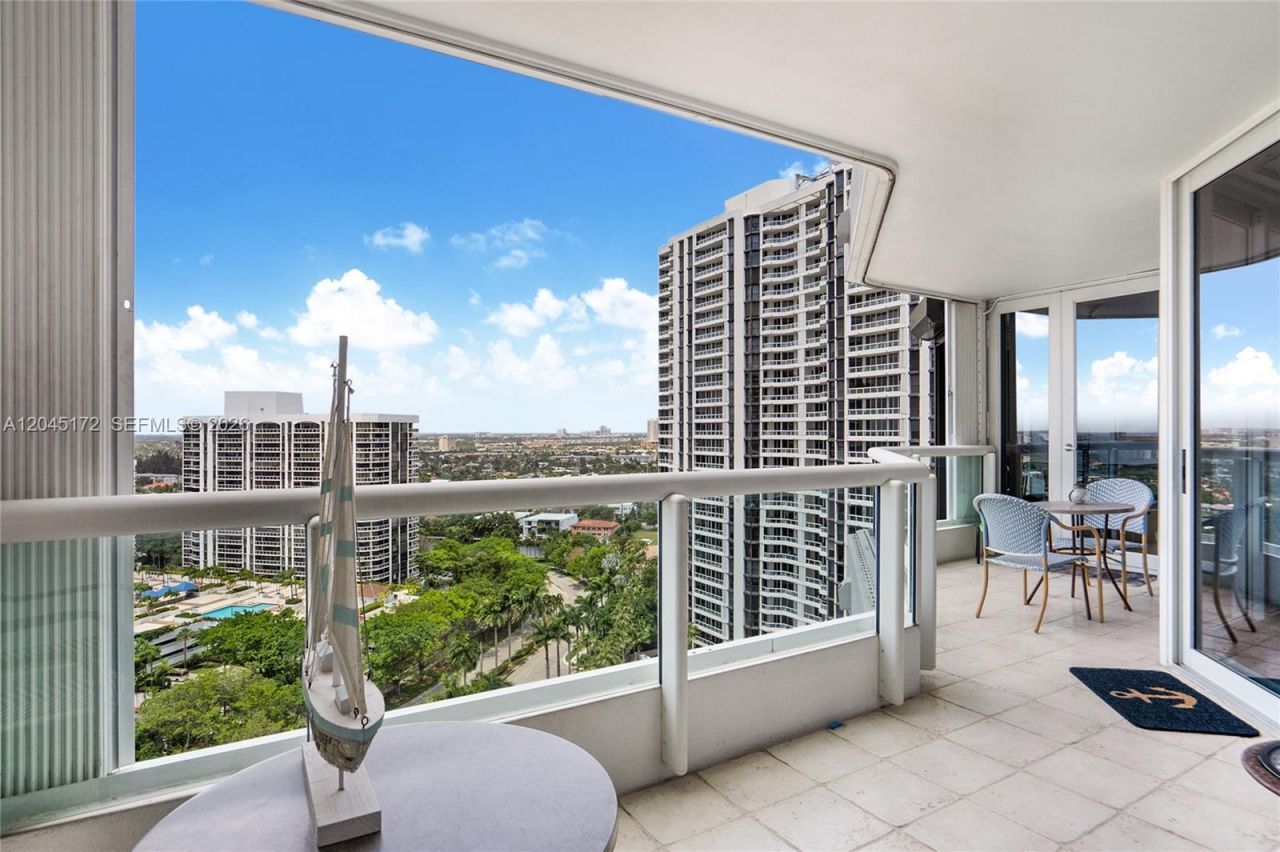 21055 Yacht Club Dr , Unit 2005, Aventura, FL 33180 Photo