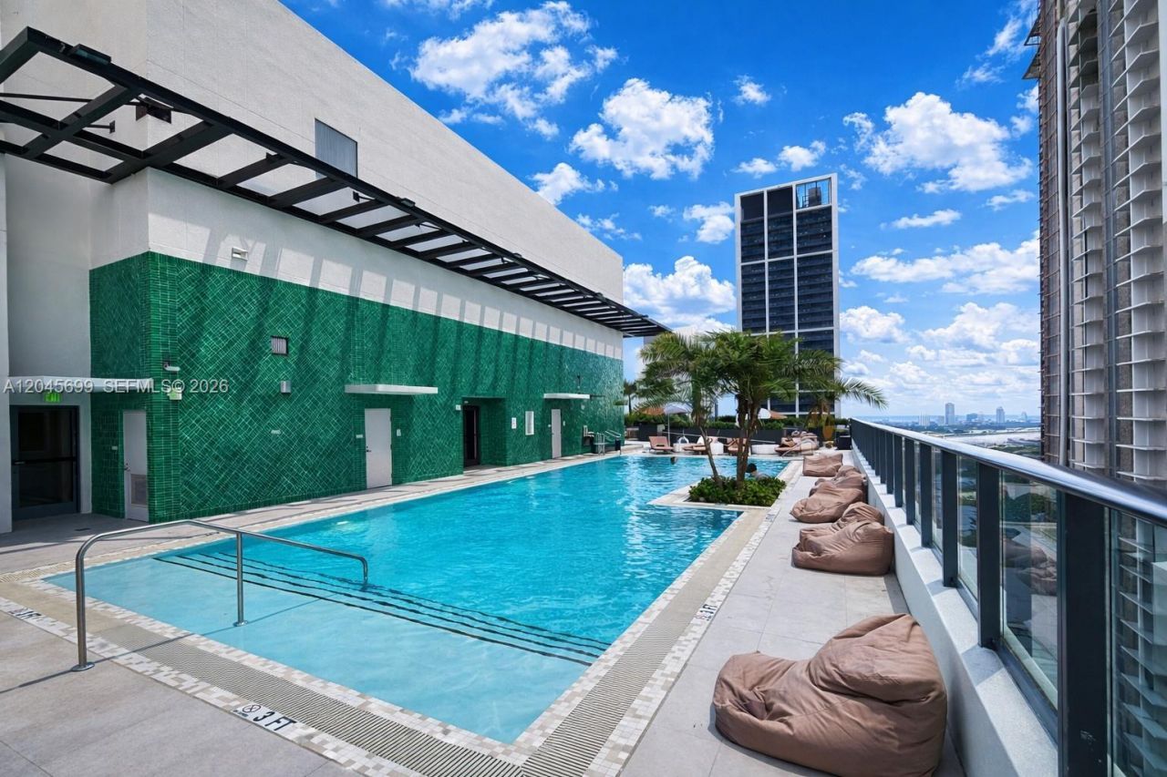 11 NE 6th St , Unit 2102, Miami, FL 33132 Photo